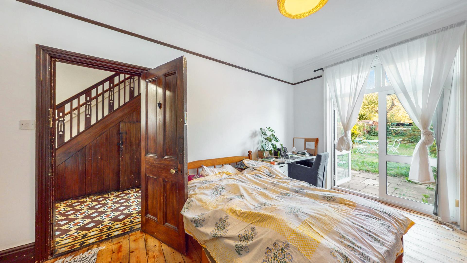 Modern Apartment Caddington Road, Cricklewood